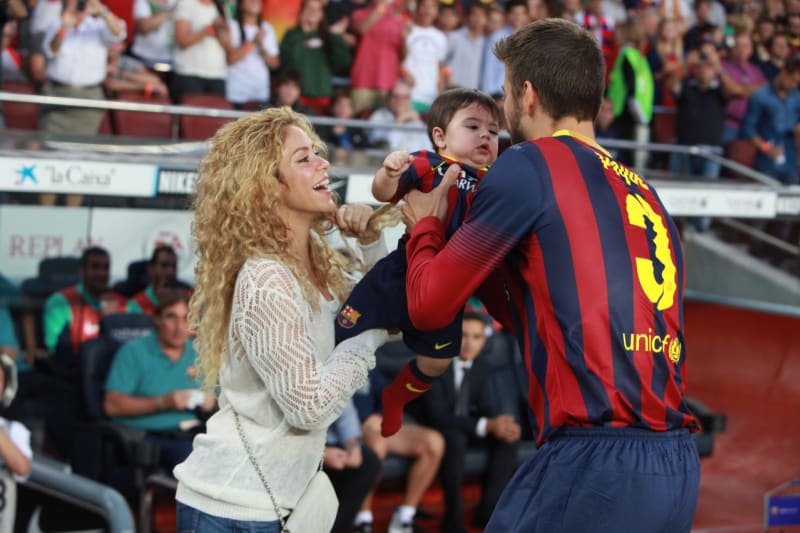 Zpěvačka Shakira, Gerard Pique a jejich syn Milan