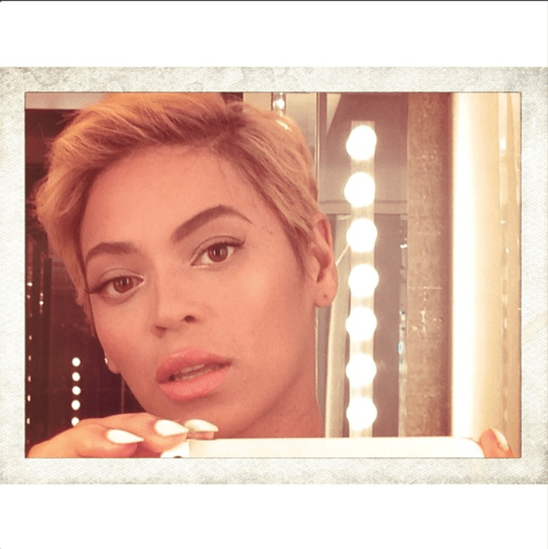 Zpěvačka Beyoncé... zrcadlo, zrcadlo, jsem nakrátko nejkrásnější?