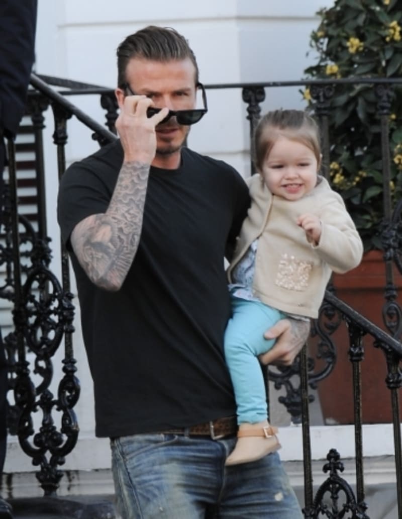Beckham se o dcerku příkladně stará