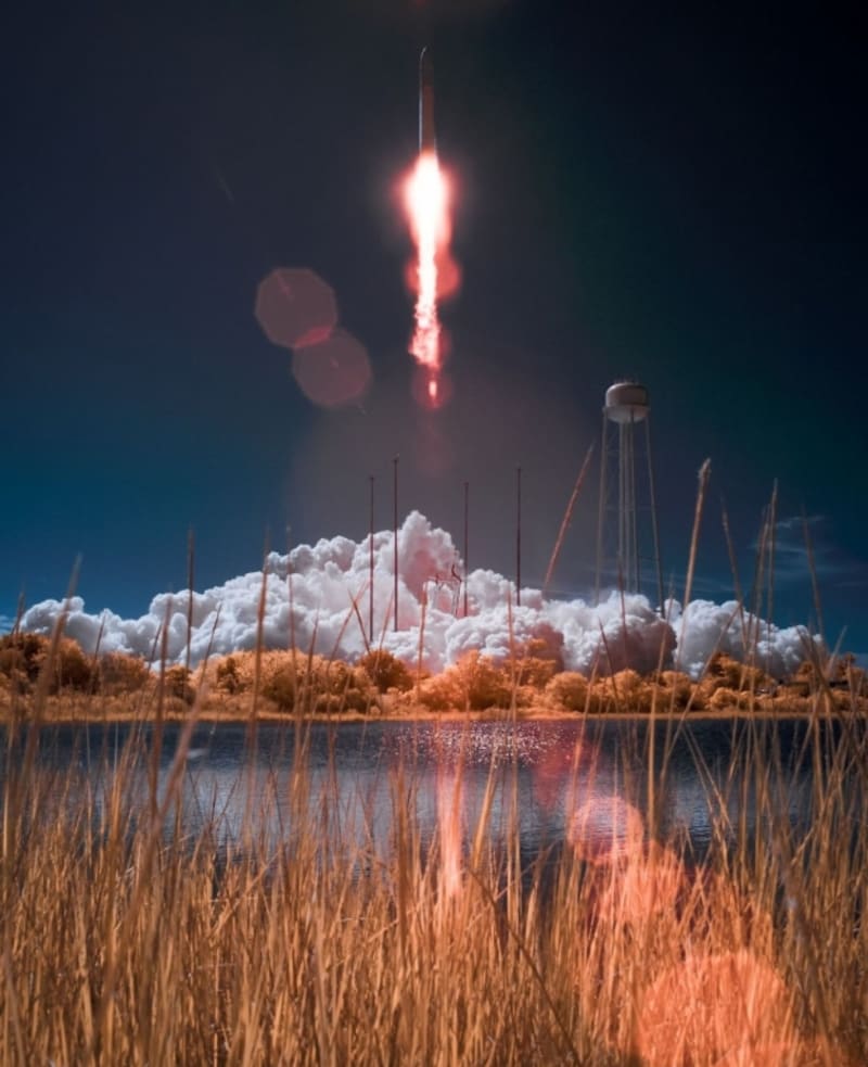 Start komerční rakety Antares se zásobami pro ISS