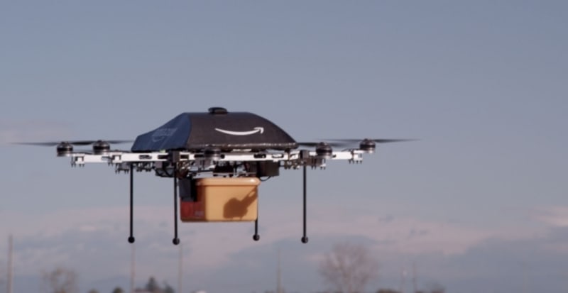 Amazon chce doručovat zboží pomocí létajících dronů