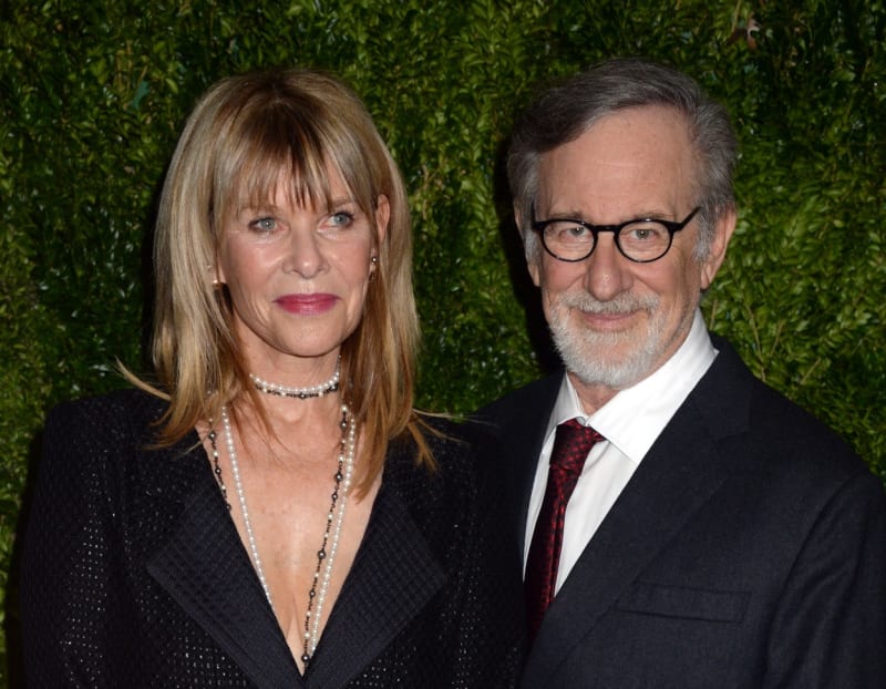 Steven Spielberg se ženou