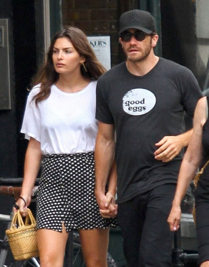 Jake Gyllenhaal se prochází v Los Angeles se svou novou přítelkyní Alyssou Miller