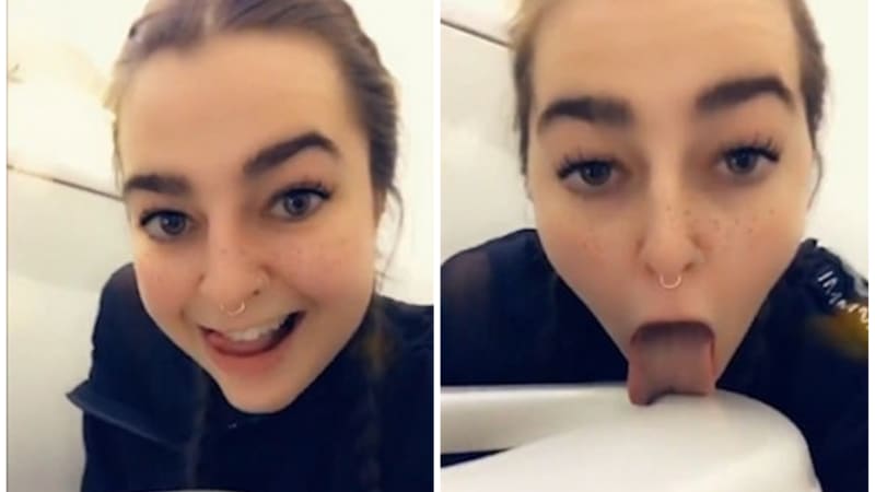 VIDEO: Dívka se natáčí při tom, jak olizuje záchodové prkýnko v letadle. Viděli jste někdy něco nechutnějšího?