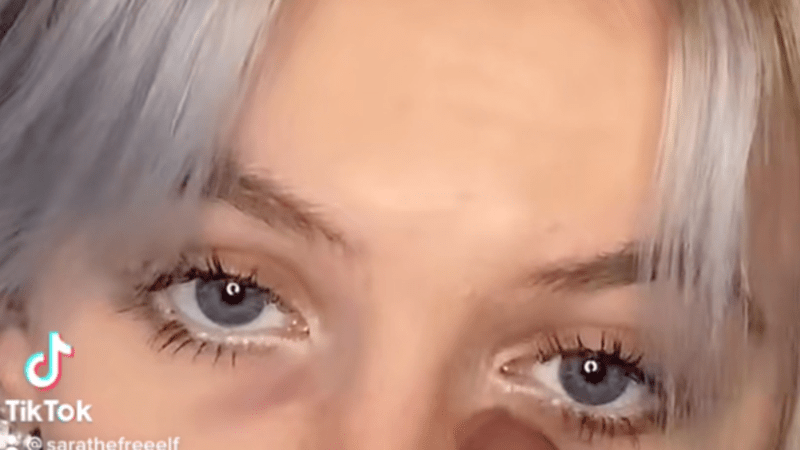 VIDEO: Nový šílený trend? Holky si make-upem vytvářejí kruhy pod očima