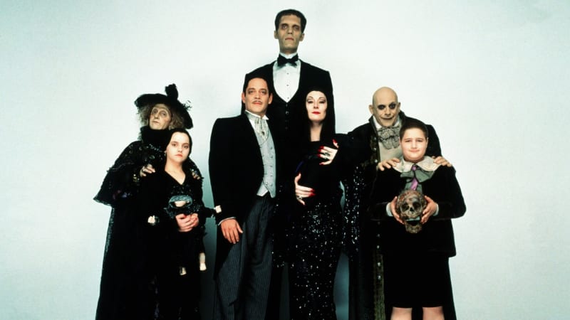 Takhle vypadá Addamsova rodina po 25 letech! Kdo se vůbec nezměnil a kdo naopak vyrostl v naprostou sexbombu?