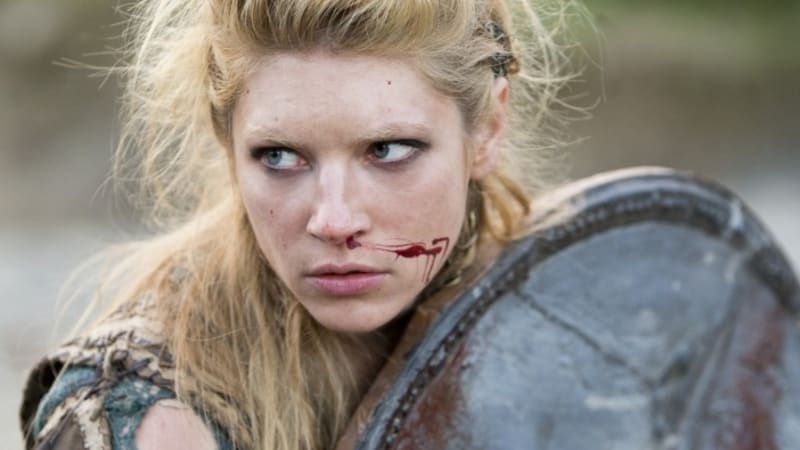 GALERIE: Jak vypadá kráska z Vikingů v reálu? Podívejte se na 10 nejvíc sexy fotek žhavé Lagerthy!