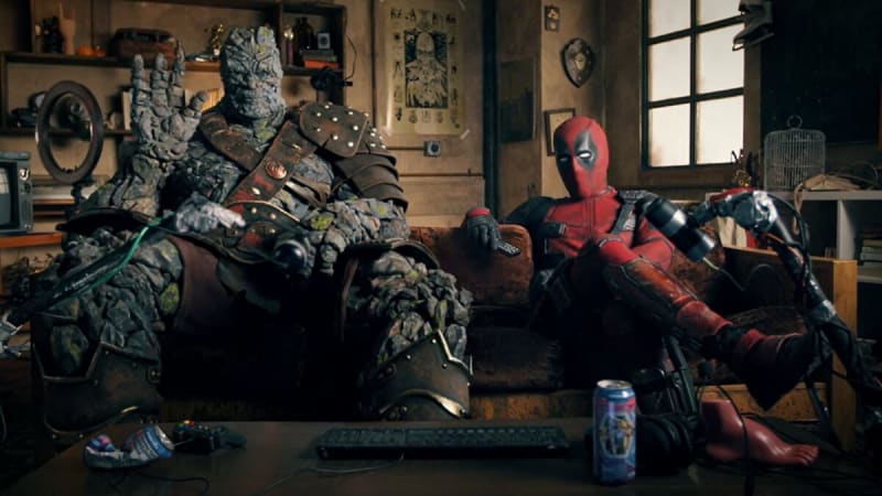 VIDEO: Deadpool je zpátky a konečně hláškuje s postavou z Avengers! Dostane tahle dvojka film?