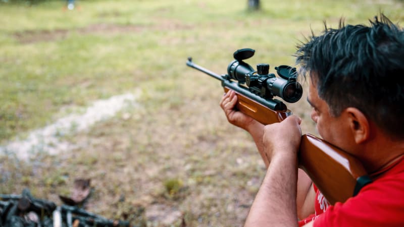 Šéf policie na Floridě doporučil občanům, aby stříleli zloděje na svých pozemcích! Chce tím ušetřit za papírování