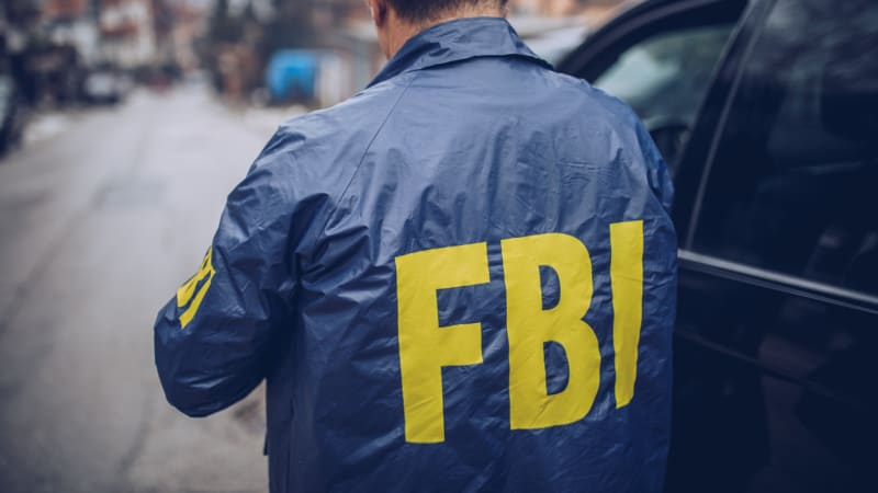 FOTO: FBI dopadla jednoho z nejhledanějších zločinců světa. Předstíral, že je učitelem jógy