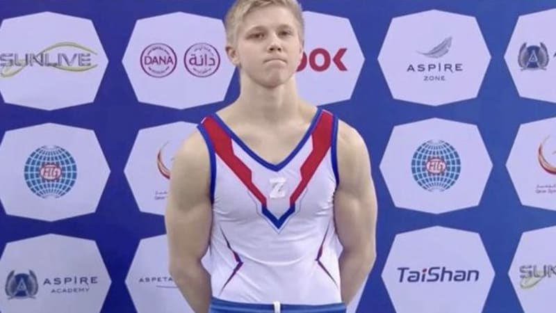 FOTO: Ruský gymnasta s vražedným symbolem promluvil! Proč nechutného činu nelituje?