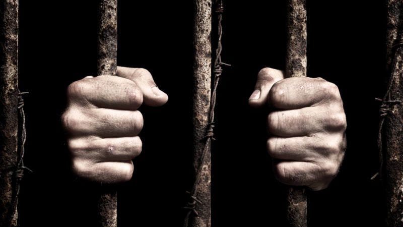 Odsouzený v cele smrti požádal o odklad trestu. Jak si chce naposledy očistit karmu?