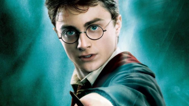 Víme, proč je Harry Potter a kámen mudrců nejdůležitějším filmem naší generace