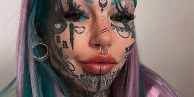 Modelka má tetování na 98 procentech těla.