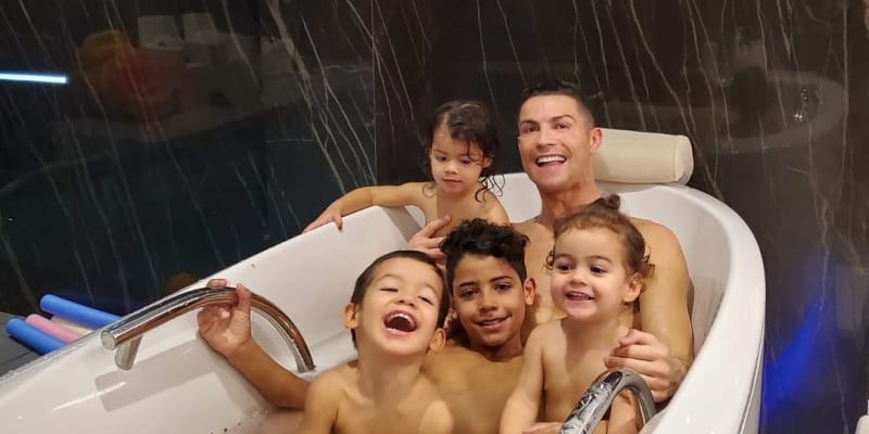 Ronaldo - 4 děti