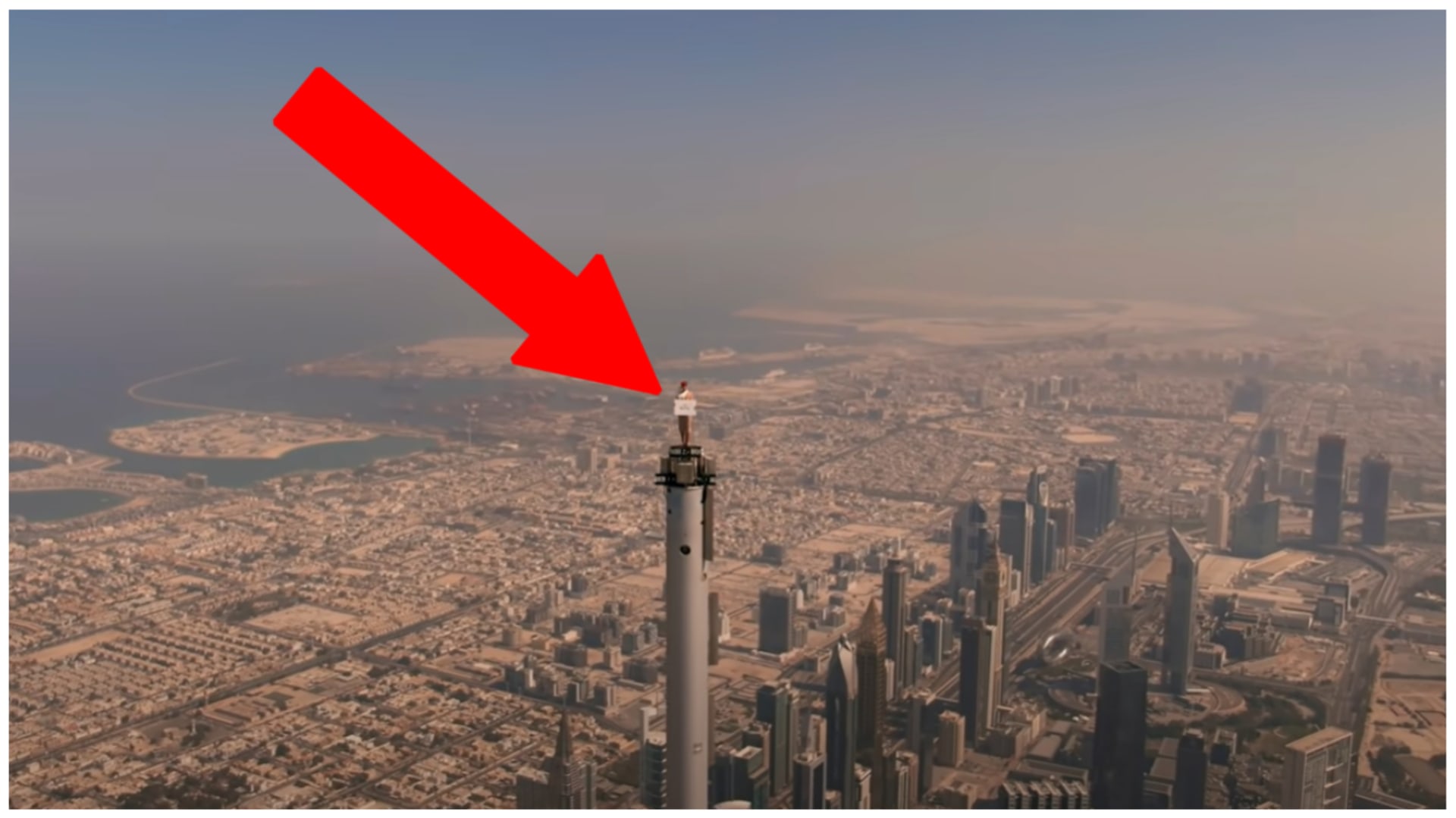 Letuška stojí na nejvyšší budově světa
