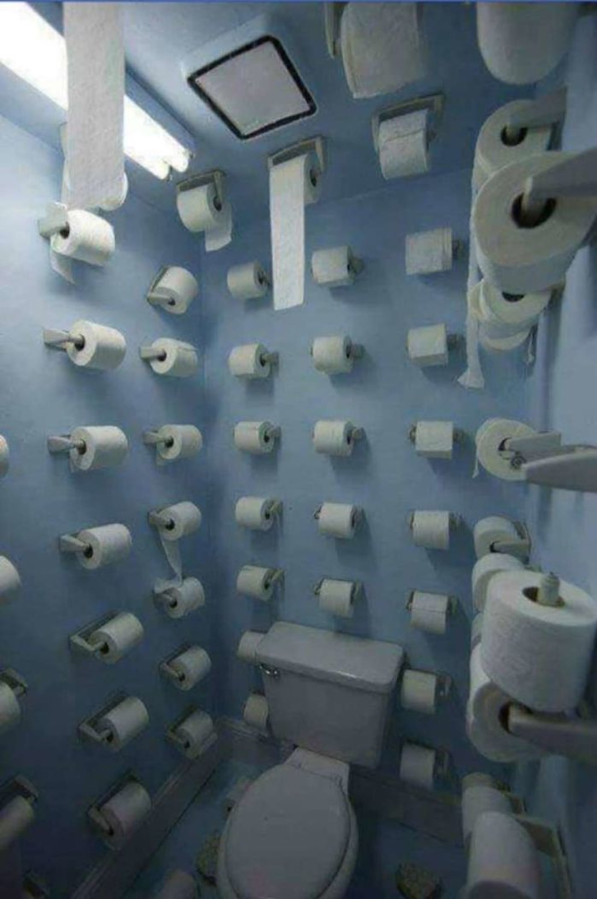Šílené záchody, na kterých by se vyčůral jen málokdo 12