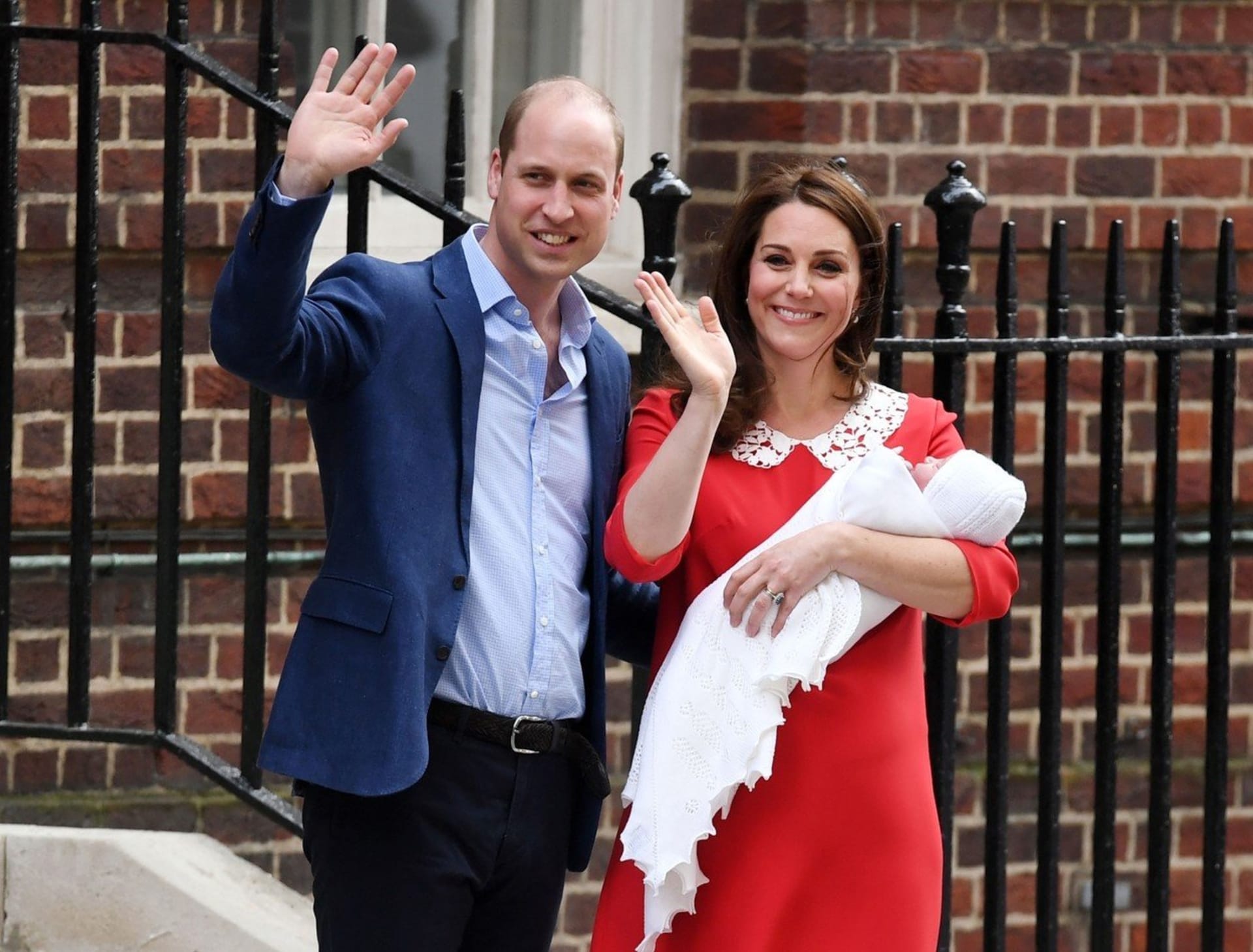 Prince William a jeho manželka Kate se stále těší velké popularitě.