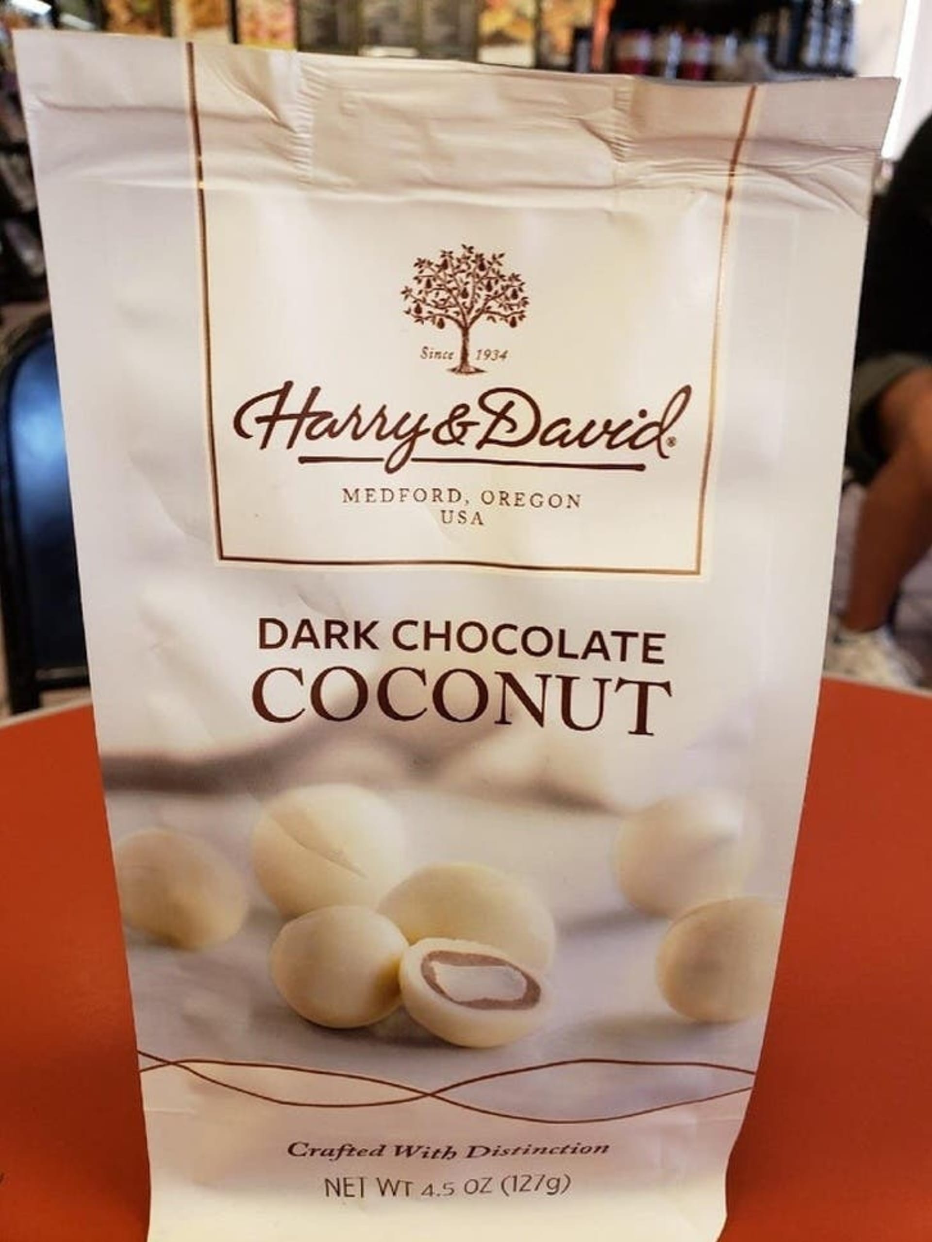 Tohle nevypadá jako tmavá čokoláda.
