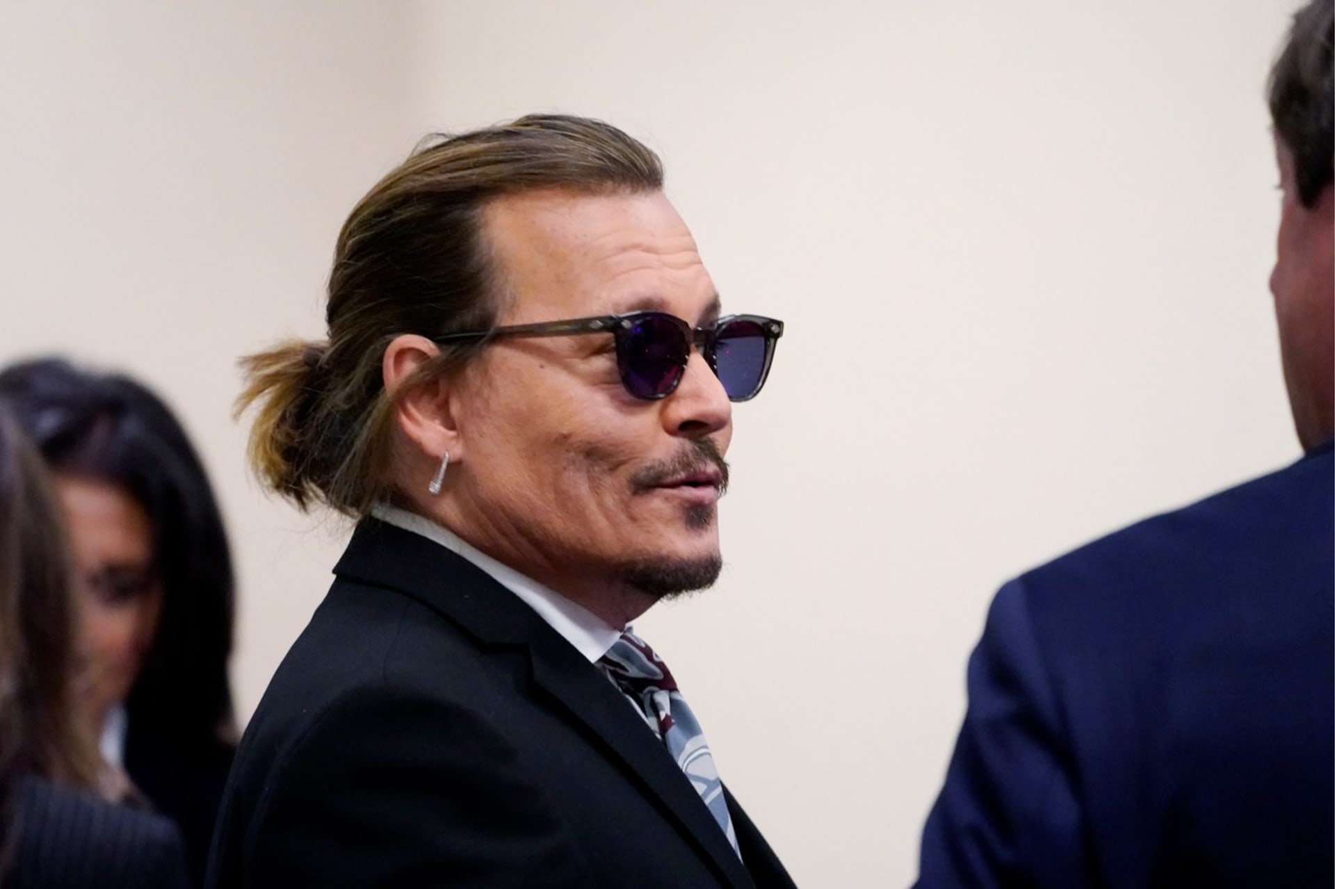 Johnny Depp nakonec vyhrál.