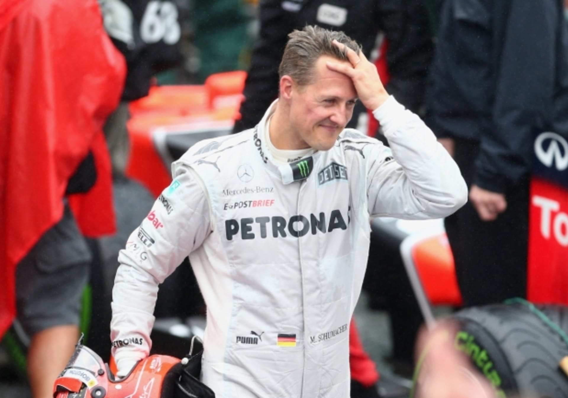 Expilot formule 1 Michael Schumacher bojuje v nemocnici o život