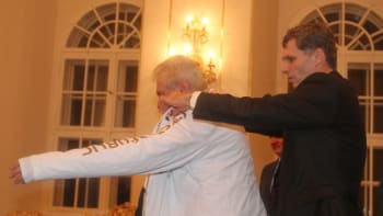 Miloš Zeman olympimská bunda