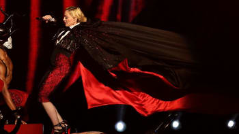 Madonna má za sebou nebezpečný pád ze schodů
