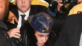 Recidivista Bieber  – Znovu na policii. Tentokrát v Torontu