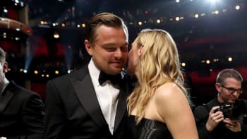 Leonardo DiCaprio se svým doprovodem na Oscarech.