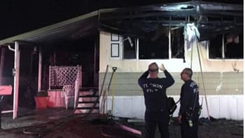 Muž zapálil svůj dům poté, co se snažil zabít pavouka