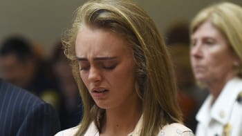 Dívka, která povzbuzovala přítele k sebevraždě, byla odsouzena
