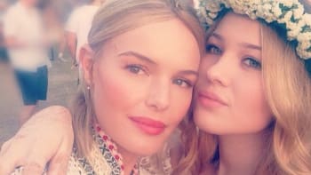 Celebrity se chlubí selfíčky z festivalu Coachella