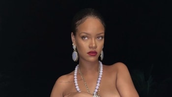 Rihanna chtěla, aby se muž na týden odstěhoval ze svého domu. Zaplatila mu za to astronomickou částku