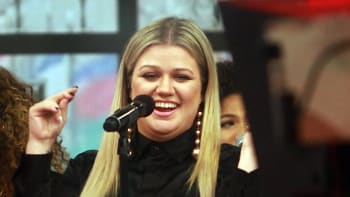 Zpěvačka Kelly Clarkson - proměna
