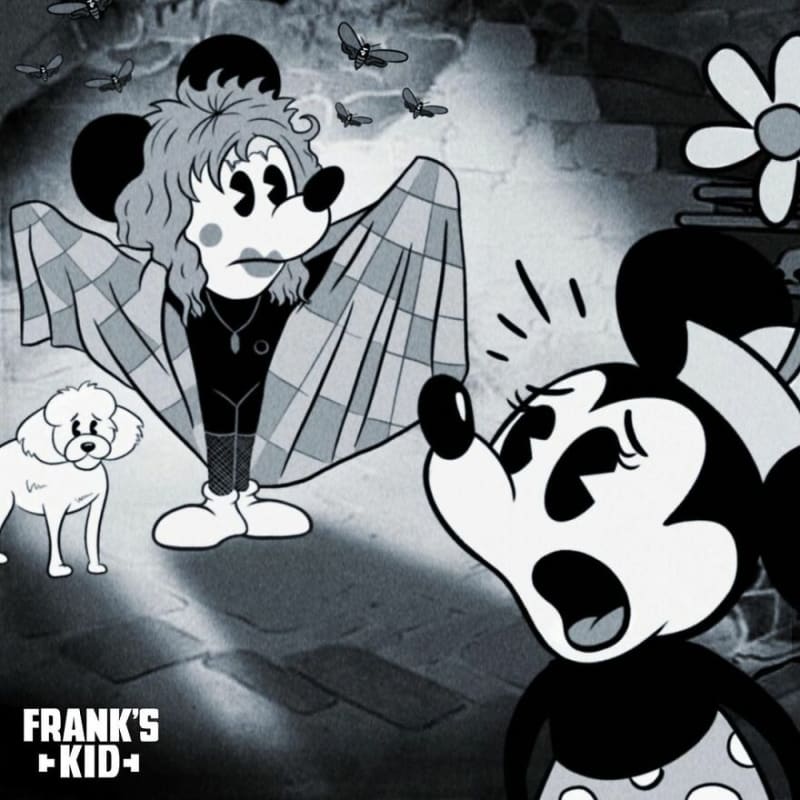 Mickey Mouse ve společnosti známých hororových postav 14
