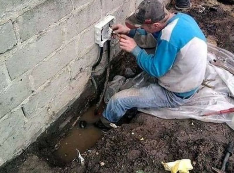 Fakt chytrý elektrikář.