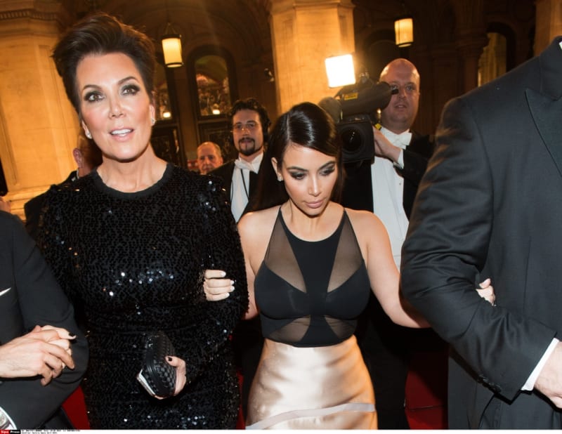 Kim Kardashian na plese ve Vídni - Obrázek 7