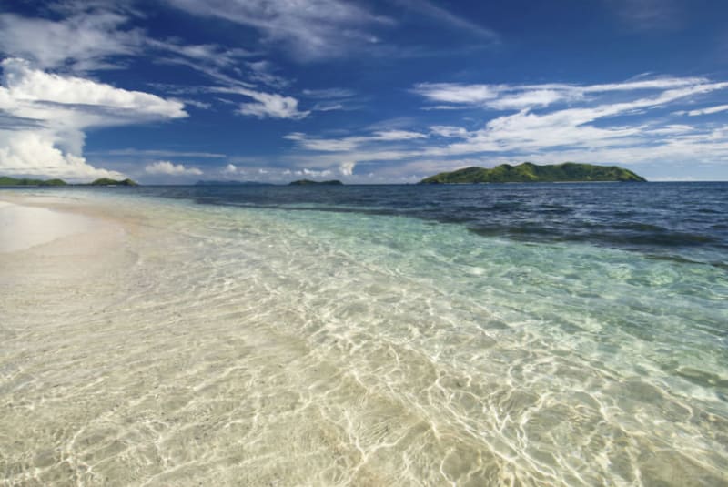 V mělkých vodách na ostrově Tavua
