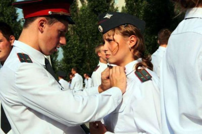 Ruské sexy holky v uniformách - Obrázek 4