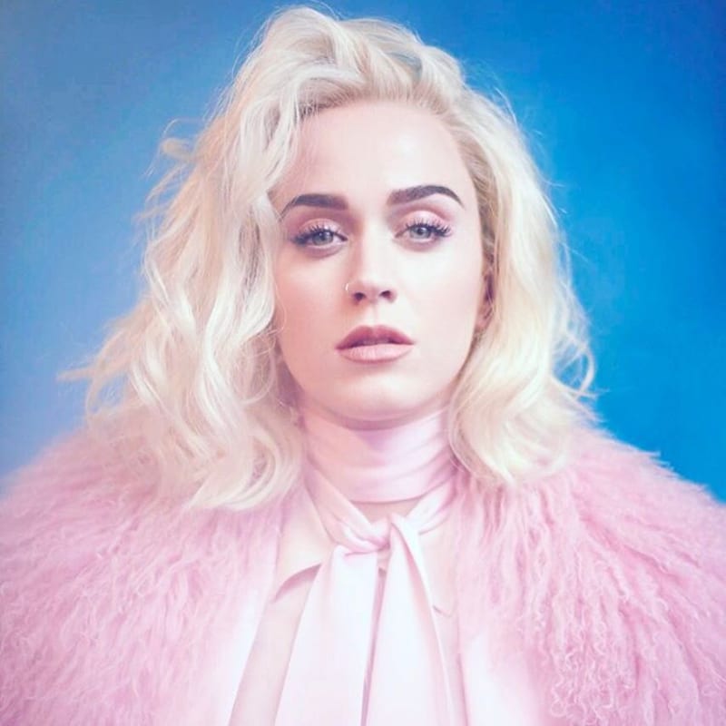 Katy Perry změnila vzhled - Obrázek 5