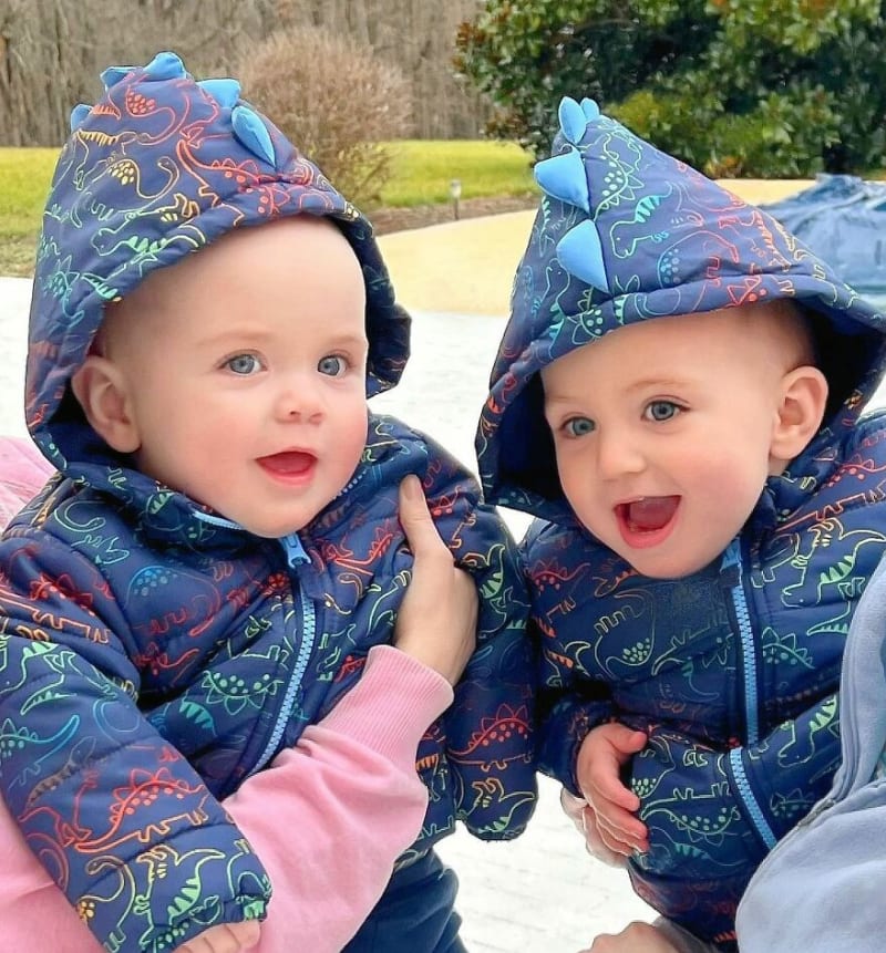 Když se jednovaječná dvojčata zamilují do dvojčat.