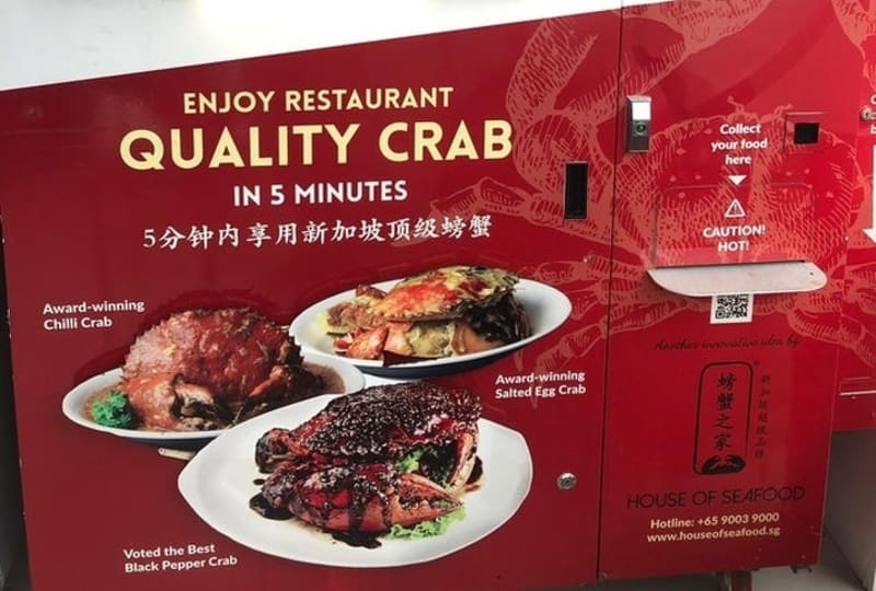 Automat na krabí pochoutky v Singapuru.