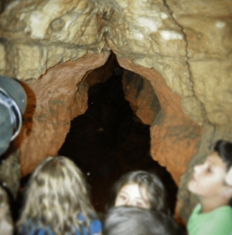 Školní exkurze do jeskyně...
