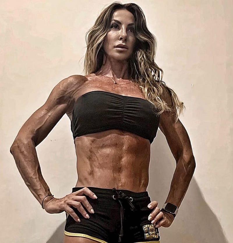Daniela Zuccarini (40)