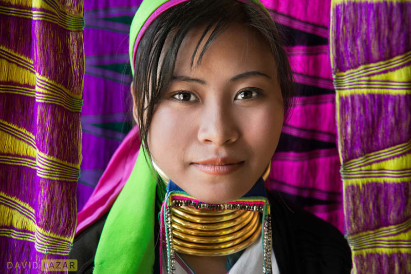 Dívka kmene Padaung