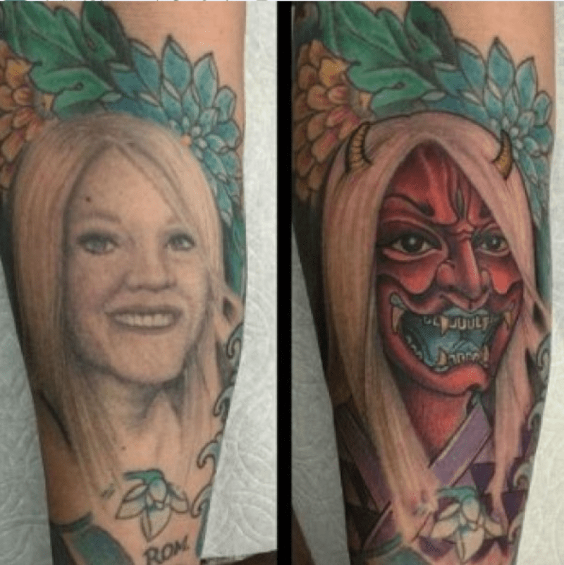 Muž se rozhodl trefně upravit tetování své ex-manželky.