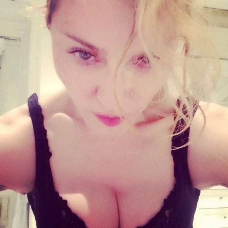 Madonna sexy selfie