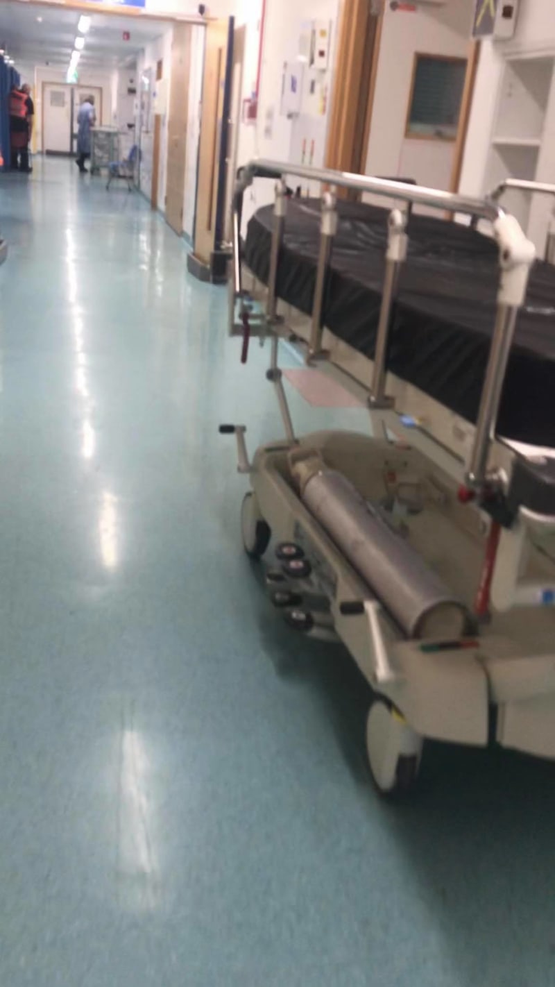 Popiračka koronaviru vyfotila v nemocnici &amp;quot;prázdné&amp;quot; postele 1