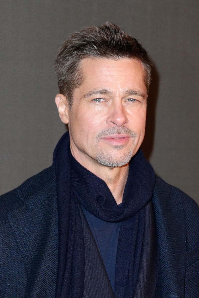 Brad Pitt (53)