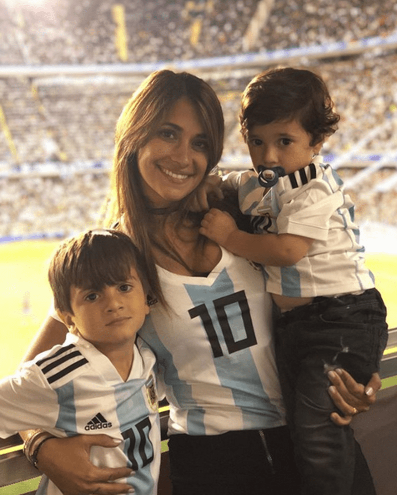 Antonella Roccuzzo – manželka argentinského útočníka Lionela Messiho